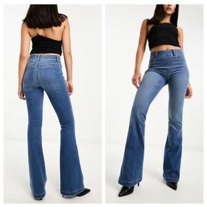 NWT SPANX Flared Jeans Wide Leg Petite S